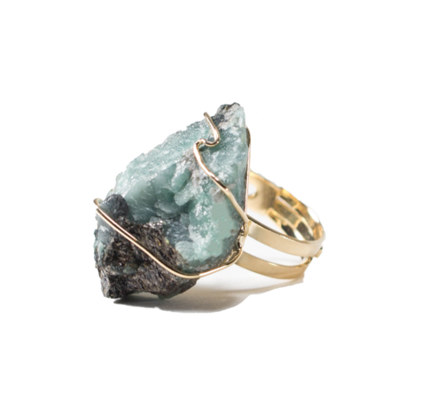 Anello in Smeraldo Grezzo Naturale e Metallo
