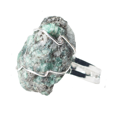 Anello in Smeraldo Grezzo Naturale e Metallo