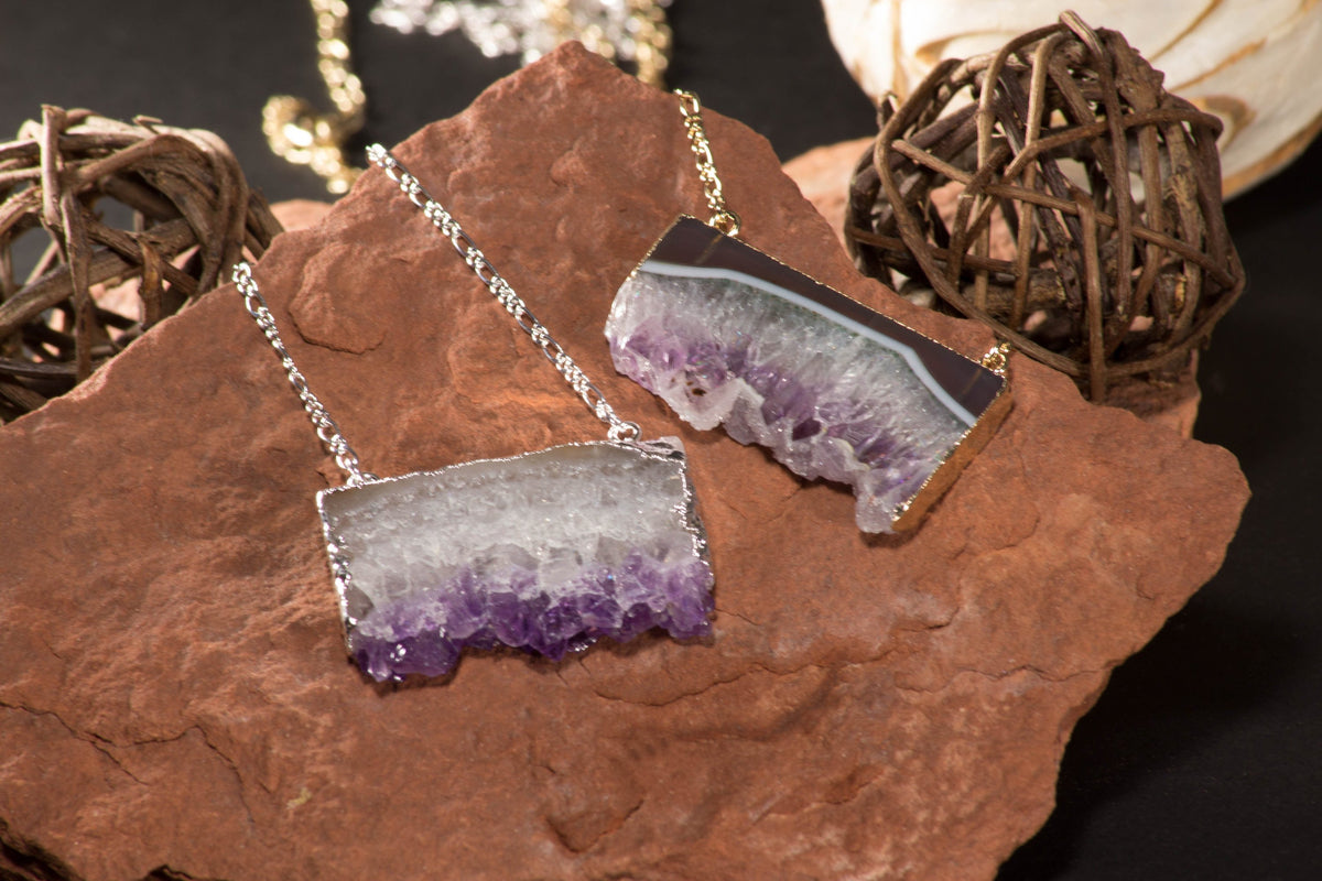 Collana con Sezione Orizzontale di Ametista Naturale