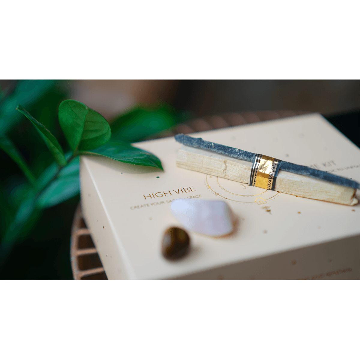 High Vibe Home Kit – Set di Purificazione e Cristalli per la Casa