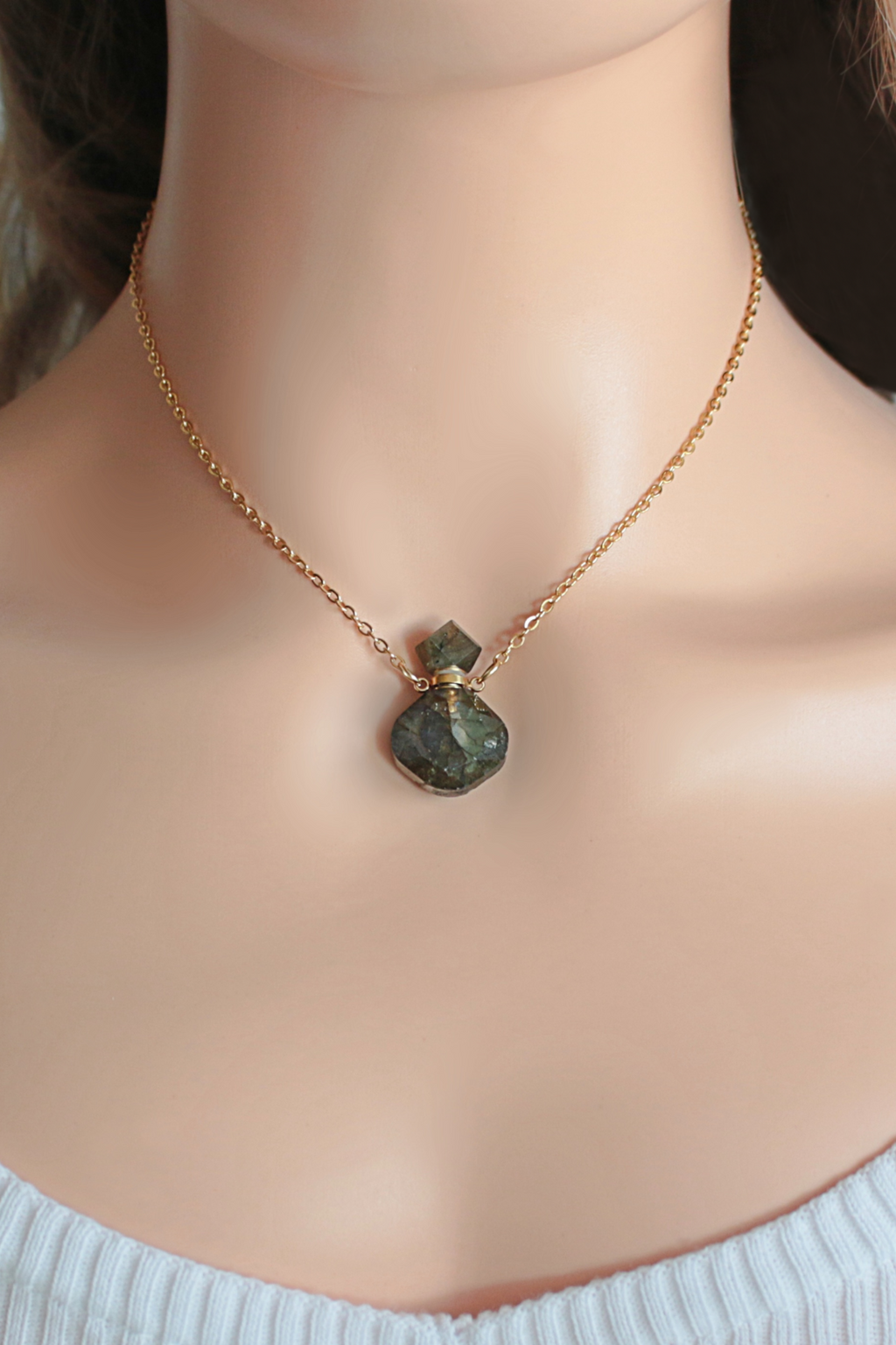 Collana Lusso con Boccetta in Cristallo Naturale e Oro 24K