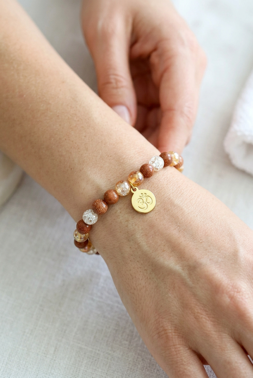 Bracciale Elastico in Pietra d'Oro con Ciondolo Fiore di Loto 24K - 6mm