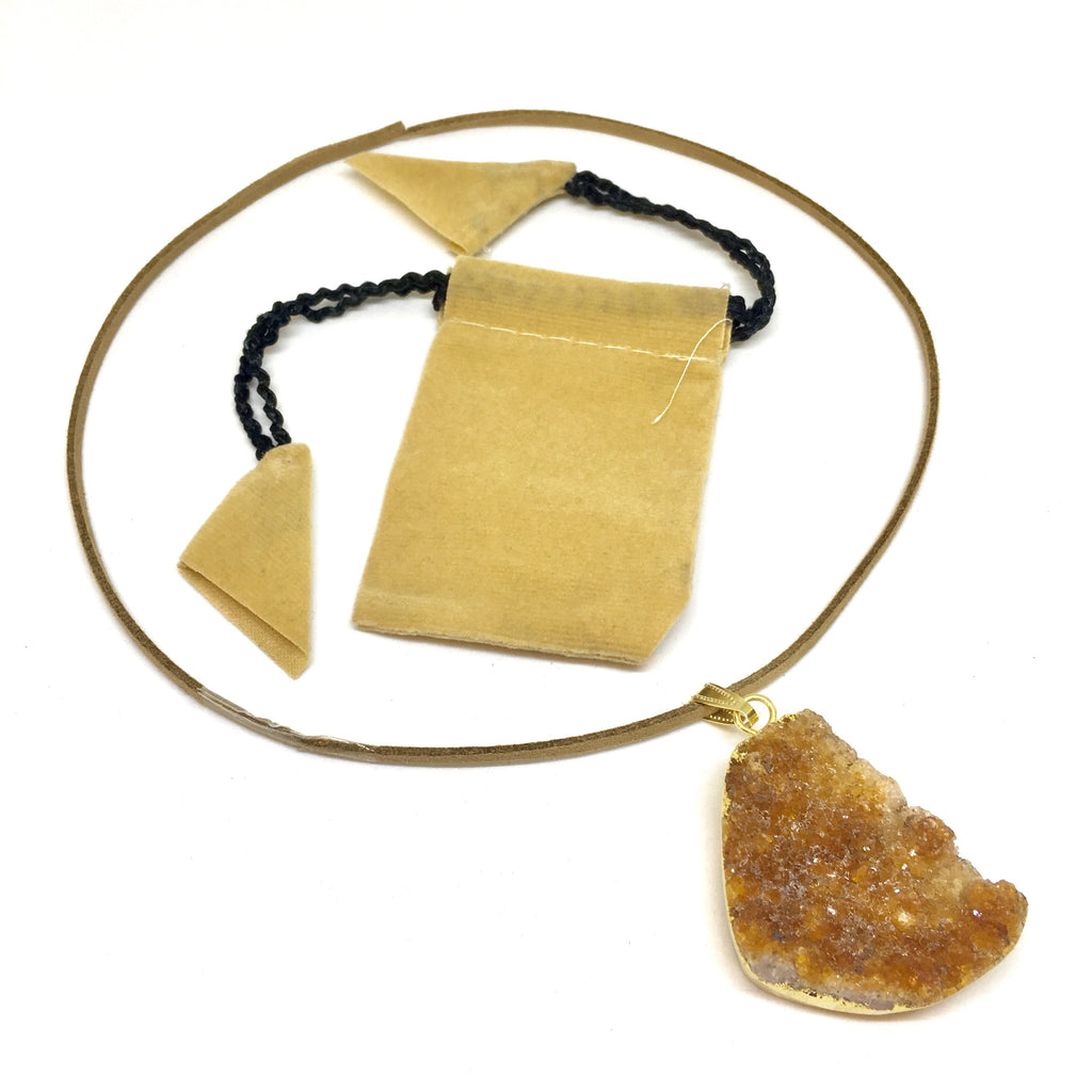 Collana con Pendente in Drusa di Citrino Naturale e Oro