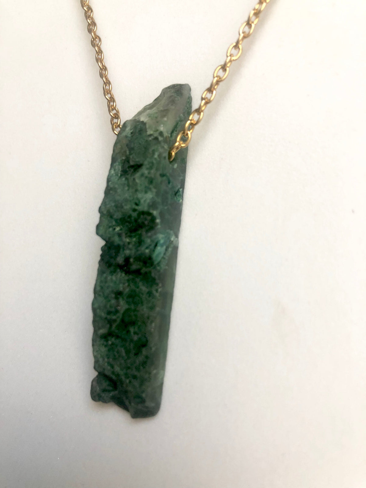 Collana con Pendente in Avventurina Verde Grezza Naturale