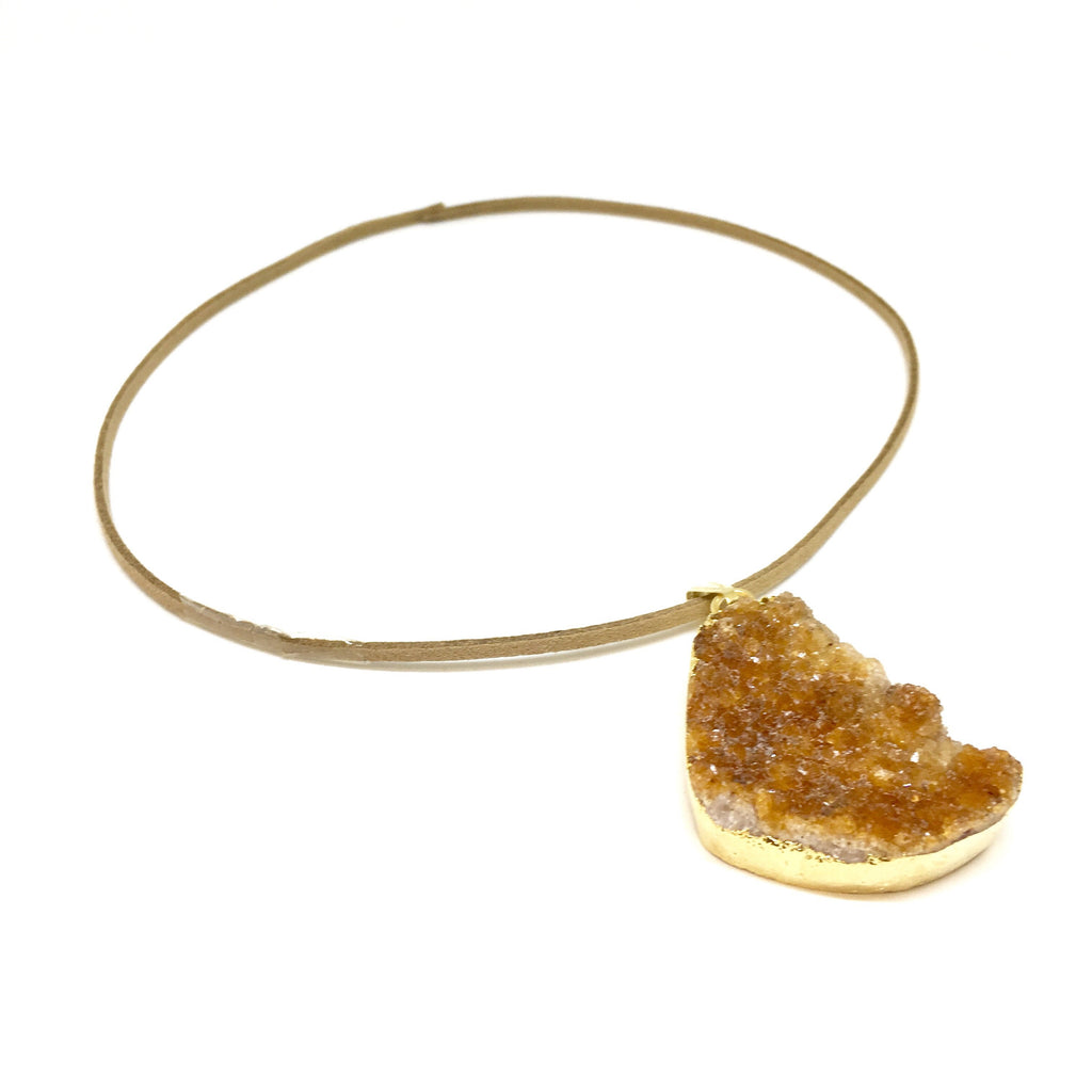 Collana con Pendente in Drusa di Citrino Naturale e Oro
