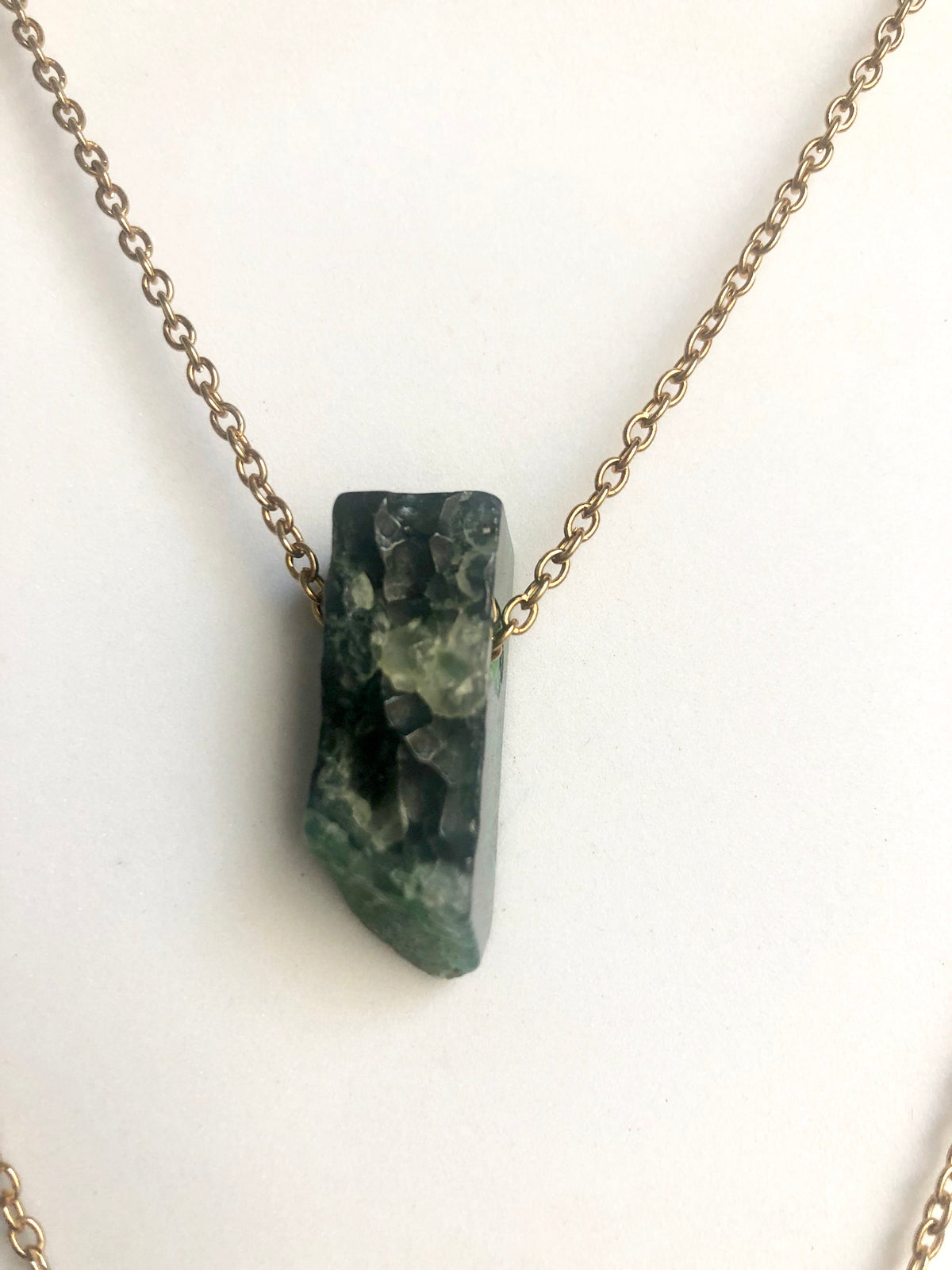 Collana con Pendente in Avventurina Verde Grezza Naturale