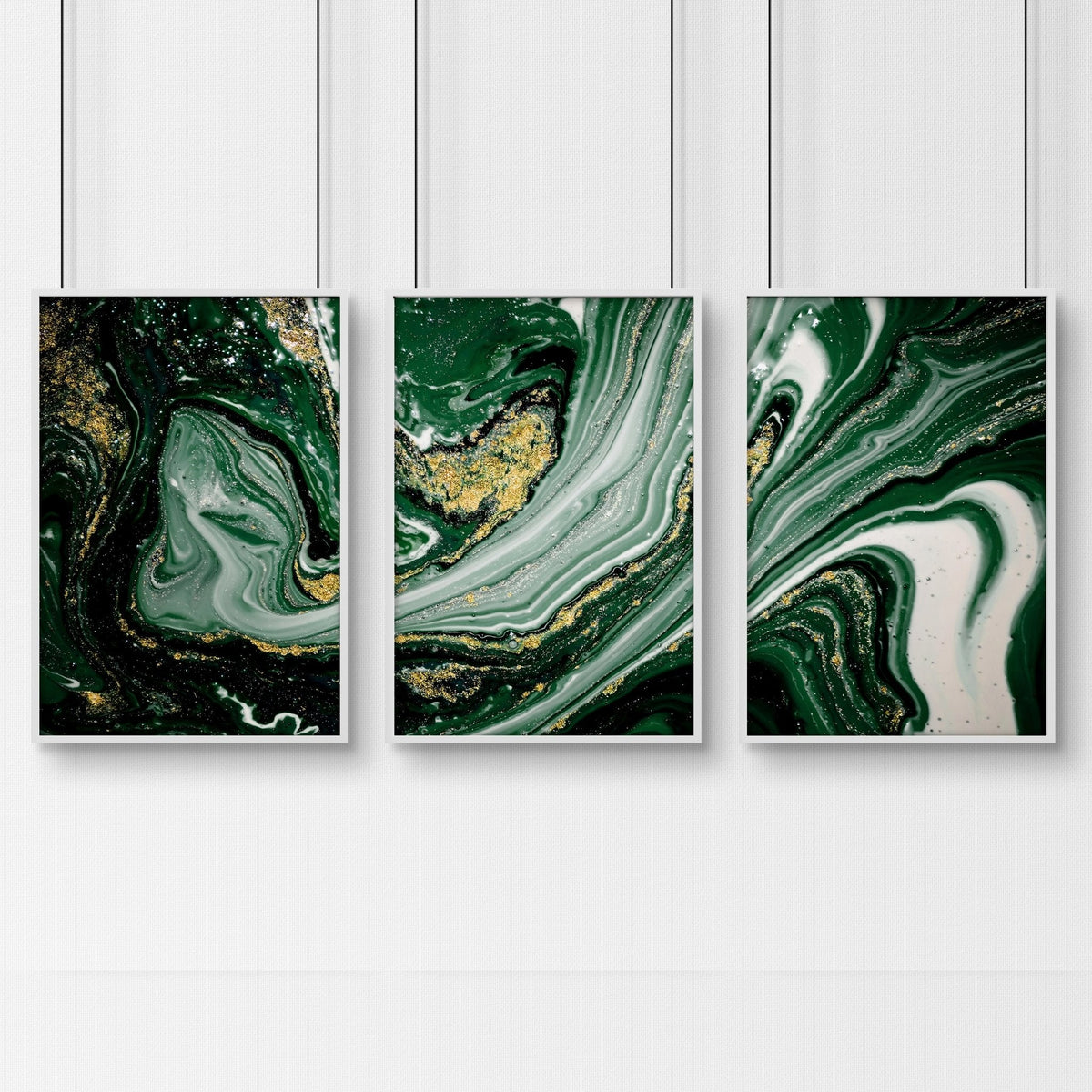 Set di 3 Stampe d'Arte Astratta da Parete Verde Salvia e Oro