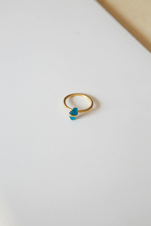 Anello Sienna con Pietra Grezza Naturale – Placcato Oro 18K, Regolabile